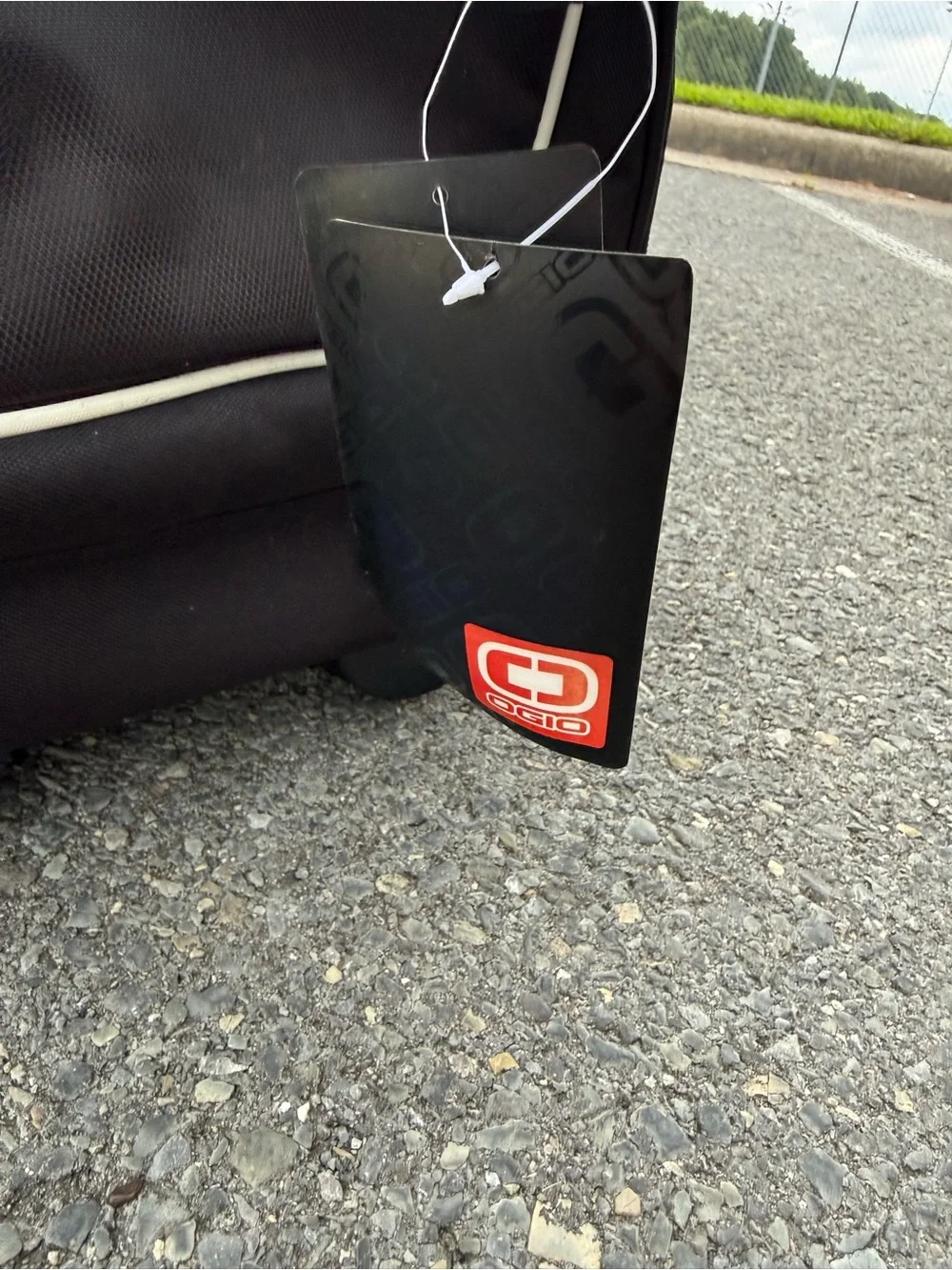 OGIO Pulley Rolling Cooler Bag 14 qt 24-Can Black Polyester 2-Wheel